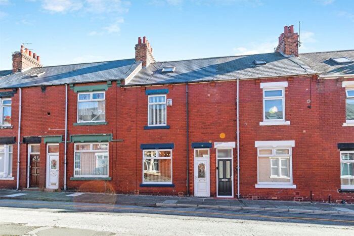 3 Bedroom End Terrace House For Sale In Bangor Street, Hartlepool, TS26