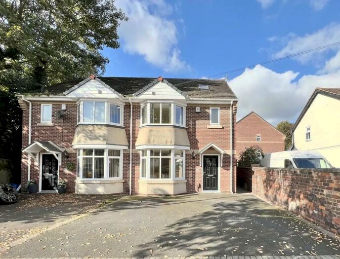 4 Bedroom Semi-Detached House To Rent In Dudley Wood Road, Dudley, DY2