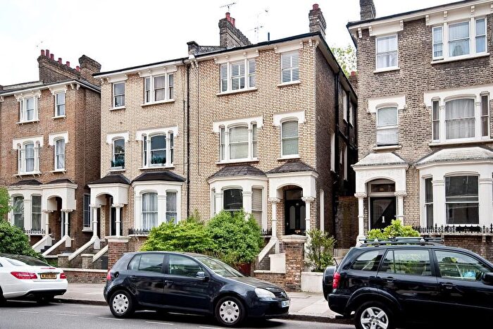 3 Bedroom Flat For Sale In Randolph Avenue, London, W9