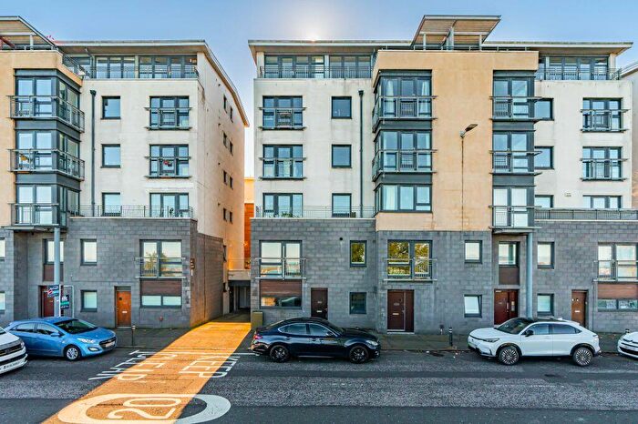 4 Bedroom Duplex For Sale In A, Lower Granton Road, Edinburgh, EH5