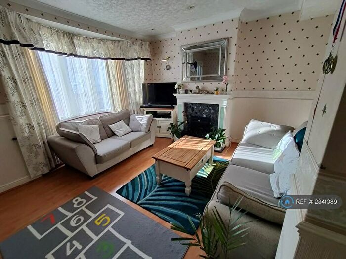 3 Bedroom Terraced House To Rent In Chertsey Drive, Cheam, Sutton, SM3