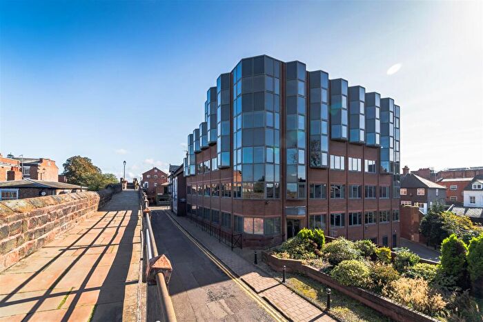 2 Bedroom Apartment For Sale In Centurion House, Northgate Street, Chester, CH1
