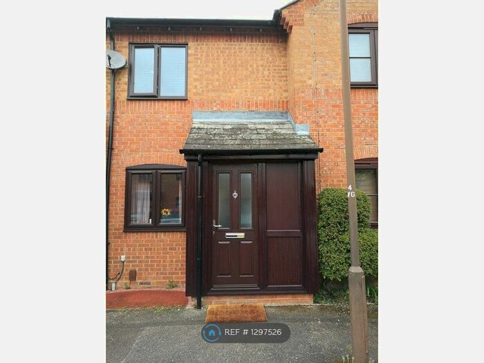 2 Bedroom Terraced House To Rent In Woolrich Gardens, Milton Keynes MK11