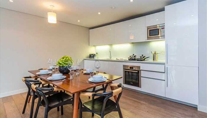 3 Bedroom Flat To Rent In Merchant Square, Paddington Basin, W2