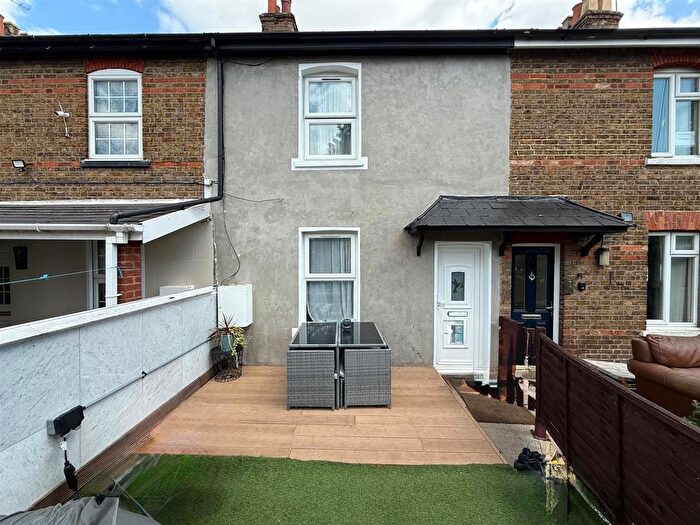 2 Bedroom Terraced House For Sale In Grove Terrace, Southall, UB1