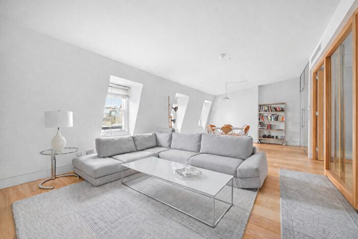 1 Bedroom Flat To Rent In Dover Street, Mayfair, London, W1S