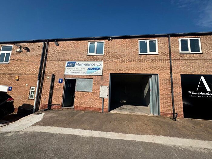 Light Industrial To Rent In Glasbys Yard, Durkeries Way, Claylands Industrial Estate, S81