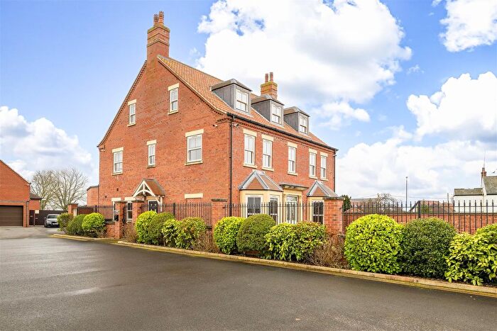 5 Bedroom Detached House For Sale In Torksey Lock, Lincoln, LN1