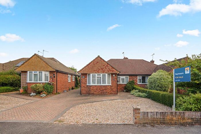3 Bedroom Bungalow For Sale In Queenhythe Road, Jacob's Well, Guildford, Surrey, GU4