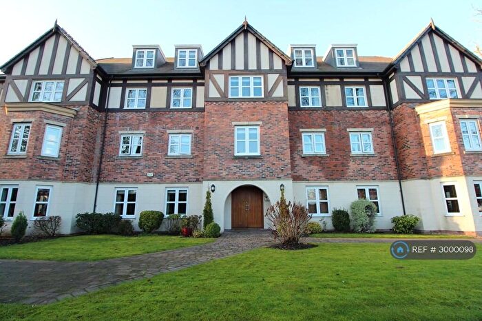 2 Bedroom Flat To Rent In Hopwood Manor, Heywood, OL10