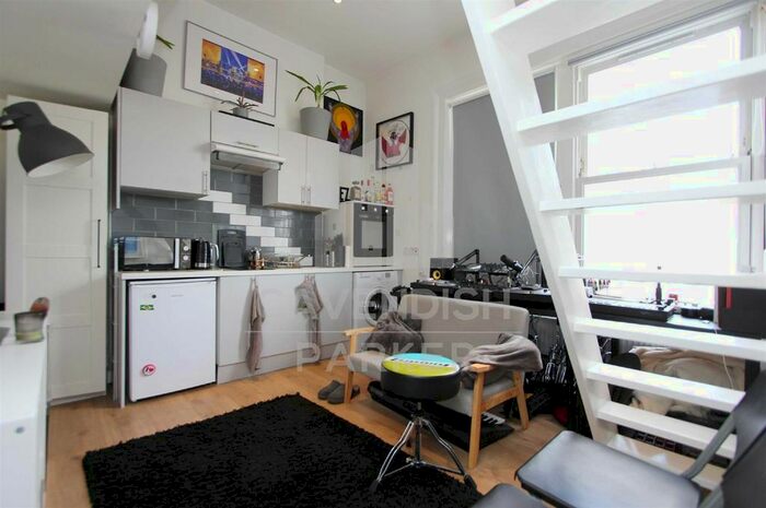 Studio To Rent In Camden Road, Camden, London, N7