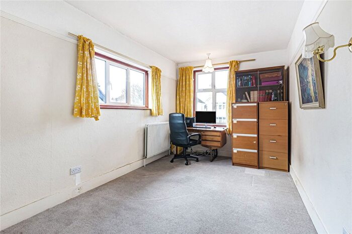 4 Bedroom Detached House For Sale In Sutherland Avenue, Petts Wood, Orpington, Kent, BR5