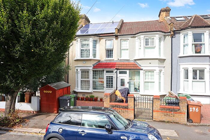 5 Bedroom Terraced House For Sale In Capworth Street, London, E10