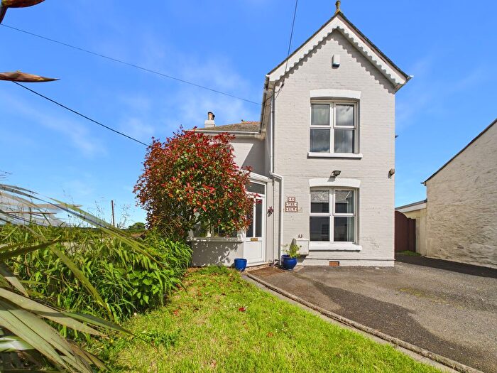 3 Bedroom Property For Sale In Carnhell Road, Carnhell Green, TR14