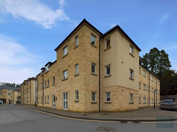 1 Bedroom Flat To Rent In Grist Court, Bradford-On-Avon, BA15
