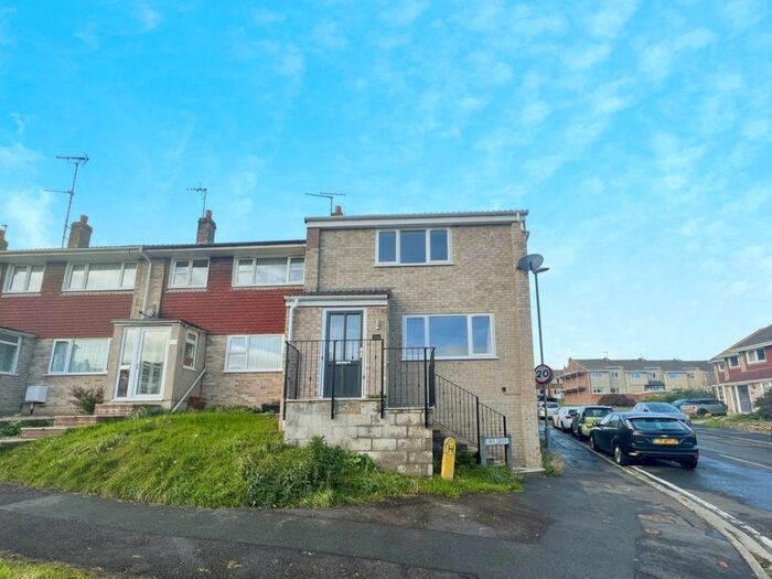 2 Bedroom Property To Rent In Charlton Road, Keynsham, Bristol, BS31