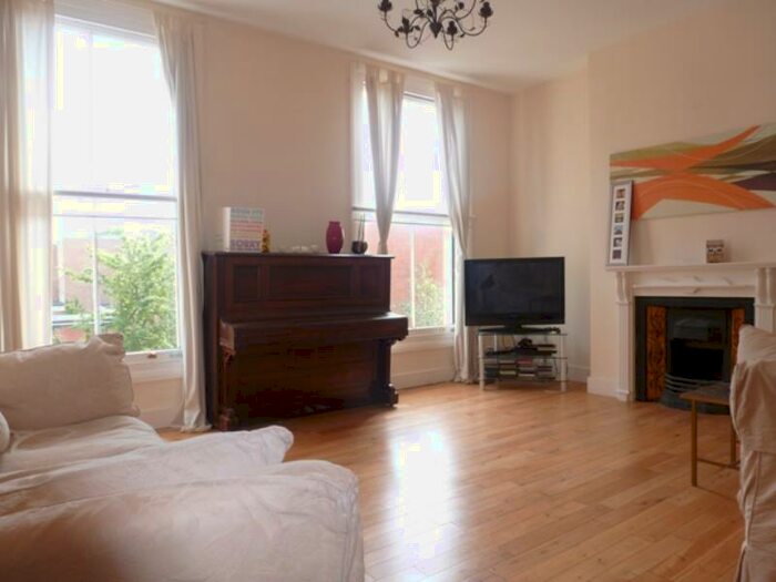 5 Bedroom Flat To Rent In Malvern Road, West Kilburn, London, NW6
