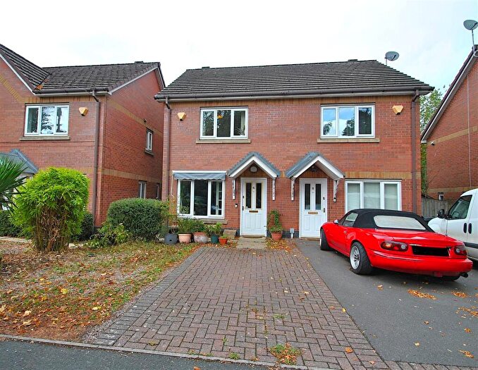 2 Bedroom Semi Detached House For Sale In Westfield Grange, Kings Heath, Birmingham, B14