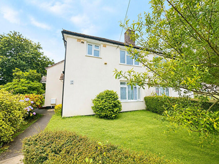 1 Bedroom Flat For Sale In Ramillies Avenue, West Park, PL5