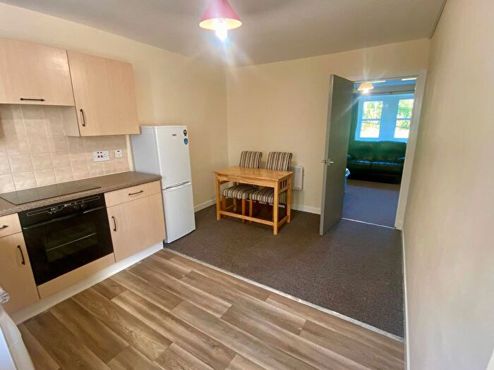 1 Bedroom Flat To Rent In Pitfour Street, Dundee, (West End), DD2