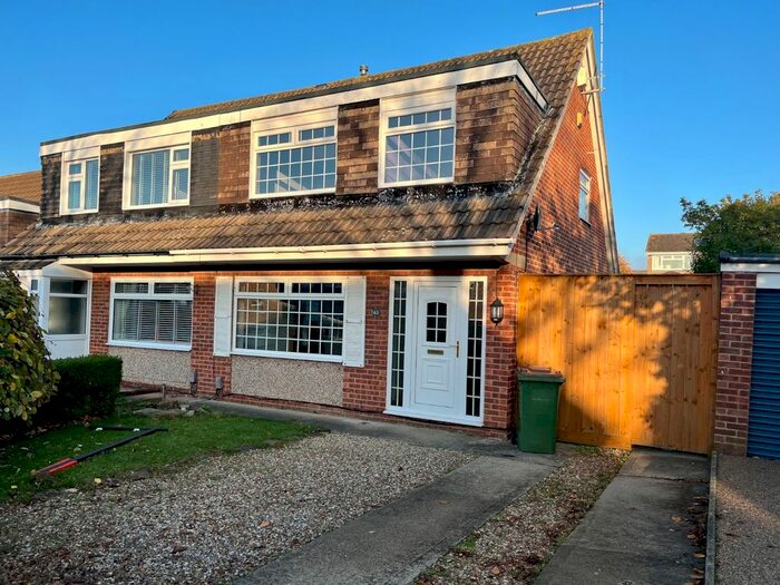 3 Bedroom Semi-Detached House To Rent In Lauderdale Drive, Guisborough, North Yorkshire, TS14