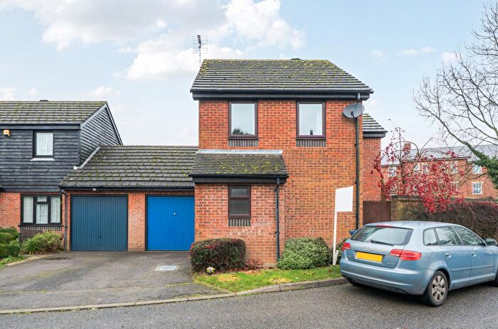 3 Bedroom Detached House For Sale In Chiltern Ridge, High Wycombe, Buckinghamshire, HP14