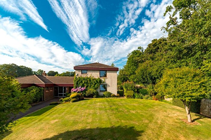 4 Bedroom Detached House For Sale In Newmills Crescent, Balerno, Midlothian, EH14