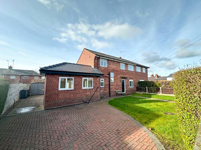 3 Bedroom Semi Detached House For Sale In Rose Gardens, Little Neston, CH64