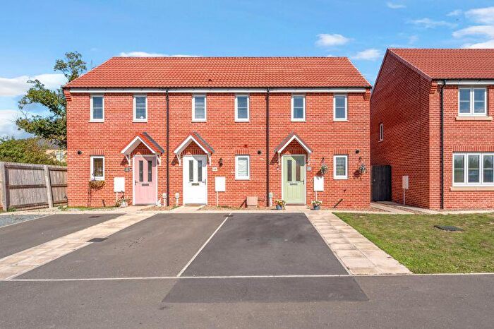 2 Bedroom Terraced House To Rent In Eagle Drive, Humberston, DN36