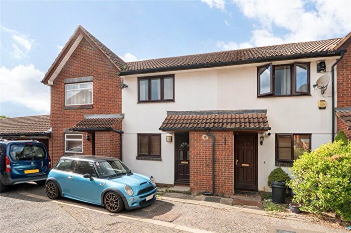 2 Bedroom Terraced House To Rent In Claire Place, London, E14
