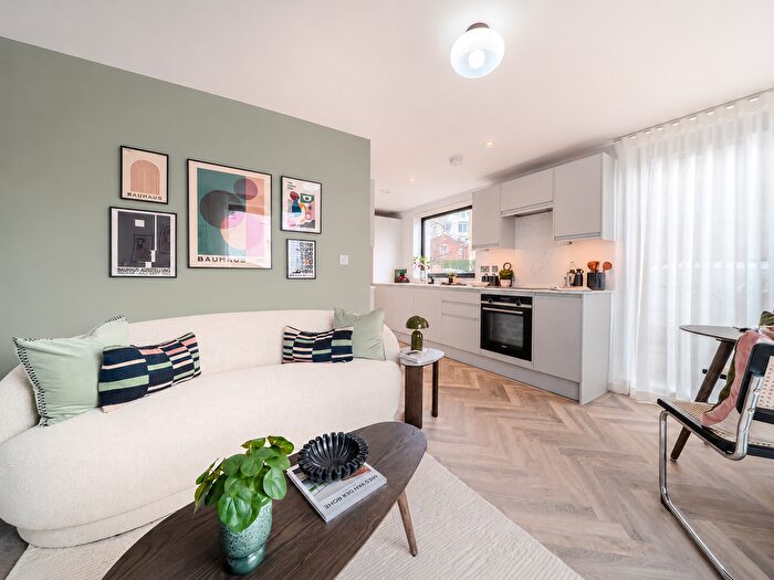 1 Bedroom Flat For Sale In Canynge Place, Clifton Village, BS8