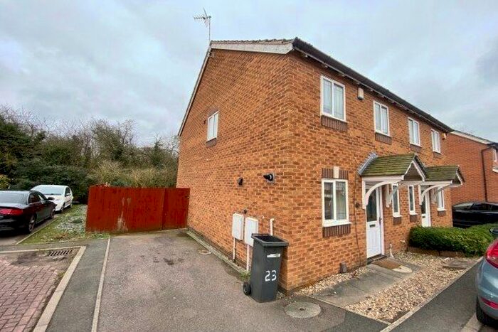 2 Bedroom Property To Rent In Bramham Close, Leicester, LE3