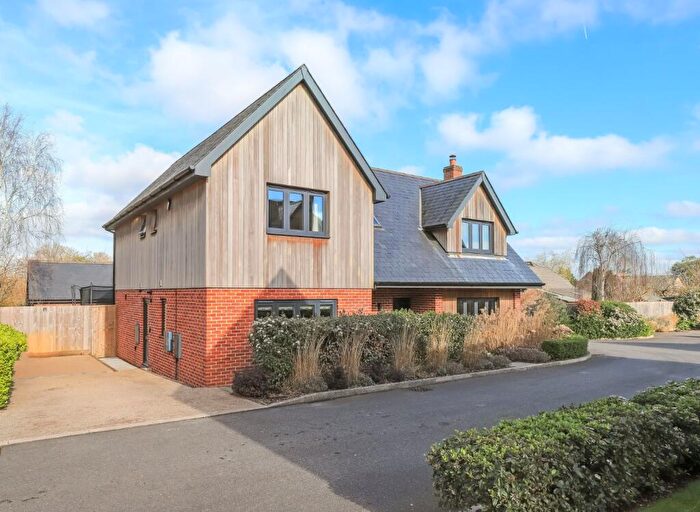 4 Bedroom Detached House For Sale In Souchez Gardens, Salisbury, Wiltshire, SP2