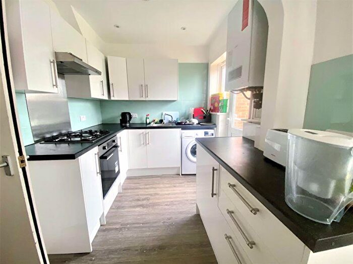 4 Bedroom Terraced House To Rent In Medmerry Hill, Brighton, BN2