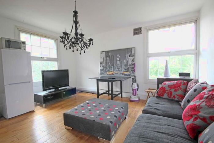 2 Bedroom Flat To Rent In Northampton Street, London, N1