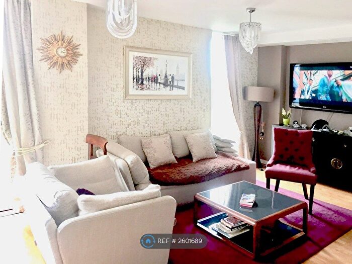 1 Bedroom Flat To Rent In Lark Court, London, NW9