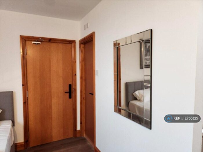 Studio To Rent In Shenley Lodge, Milton Keynes, Buckinghamshire, MK5