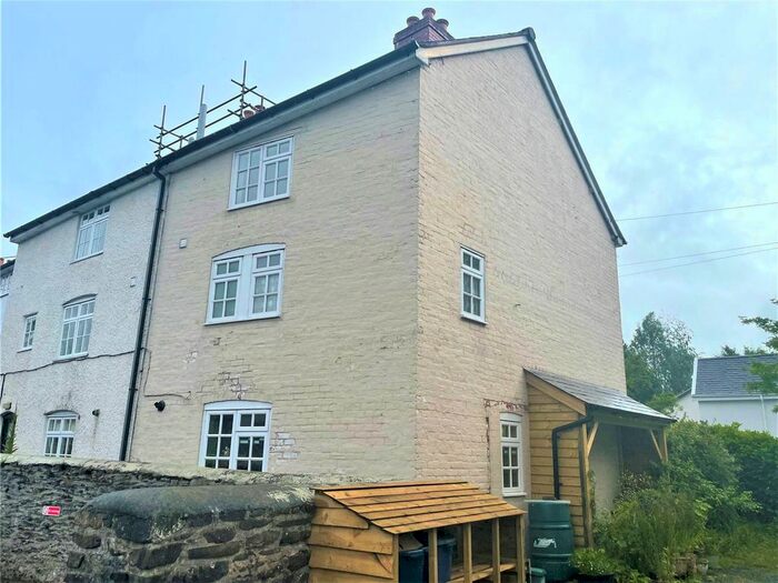 3 Bedroom End Of Terrace House To Rent In Smithfield Terrace, Llanidloes, Powys, SY18