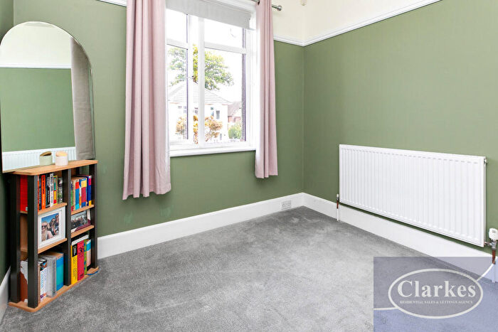 2 Bedroom Flat For Sale In Draycott Road, Bournemouth, BH10