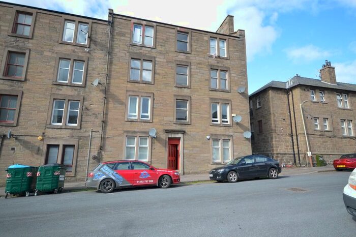 1 Bedroom Flat To Rent In Clepington Street, Coldside, Dundee, DD3