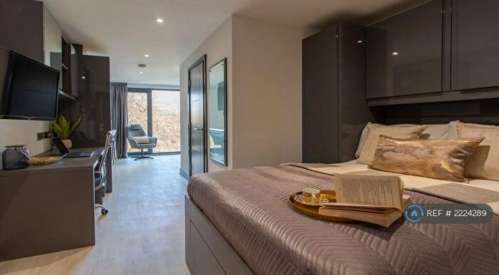 Studio To Rent In St. Columbas Close, Coventry, CV1