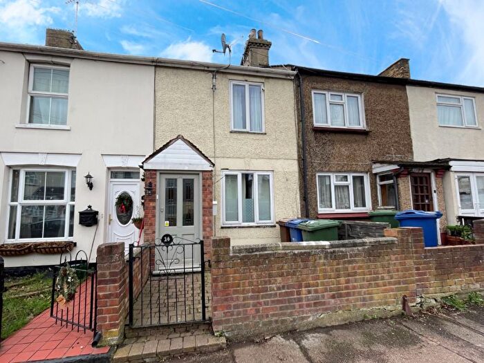 2 Bedroom Terraced House To Rent In Elm Road, Grays, RM17