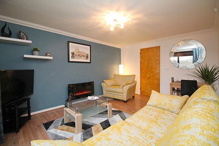 1 Bedroom Penthouse To Rent In Staveley Court, Loughborough, LE11