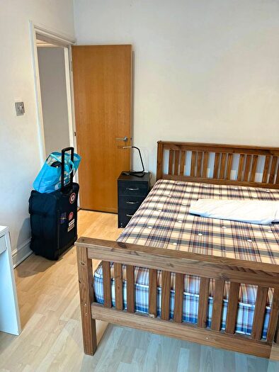2 Bedroom Flat To Rent In Clapham Common South Side, Clapham, SW4
