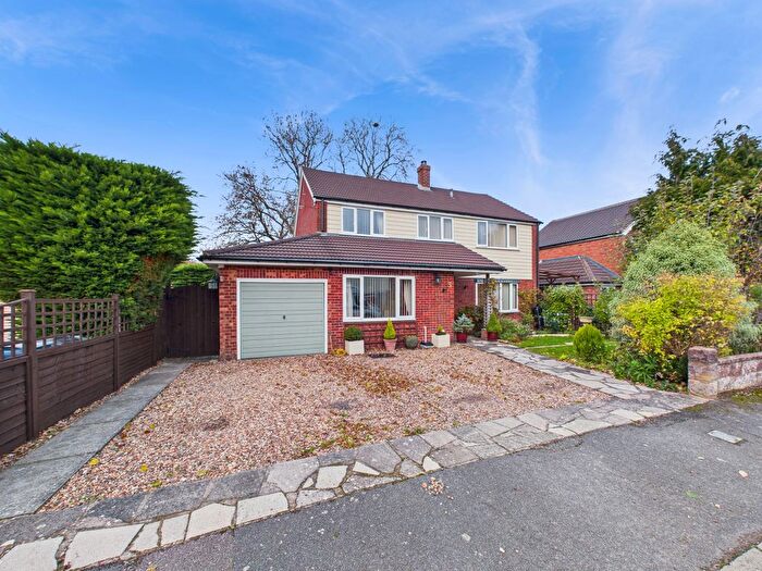 4 Bedroom Detached House For Sale In Roundlands, Lacey Green, Princes Risborough, Buckinghamshire, HP27