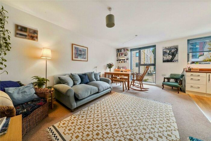 2 Bedroom Apartment To Rent In Reaston Street, New Cross, SE14