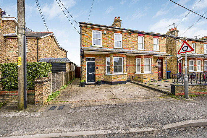 3 Bedroom Semi-Detached House To Rent In Swallow Street, Iver, SL0