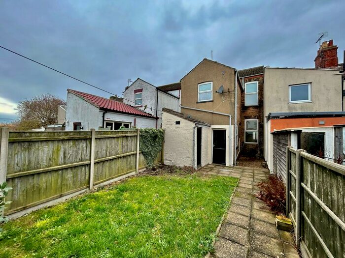 2 Bedroom Terraced House To Rent In Raglan Street, Lowestoft, NR32
