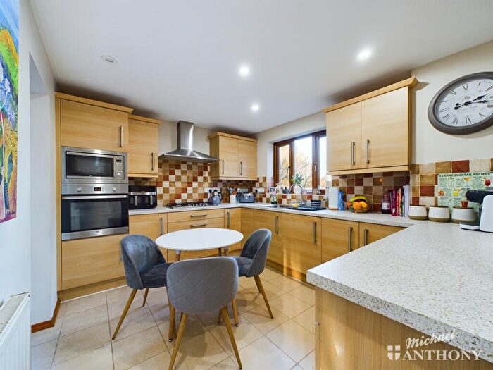 4 Bedroom Detached House For Sale In Berwald Close, Milton Keynes, MK7