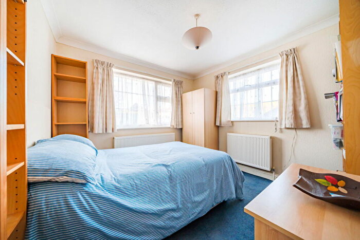 2 Bedroom Semi-Detached Bungalow For Sale In Brazwick Avenue, Bognor Regis, PO21